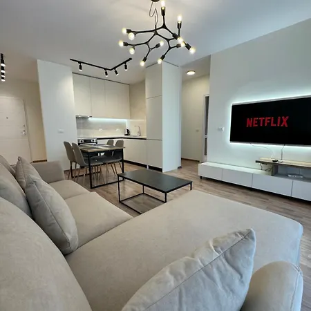 Primo Apartment *