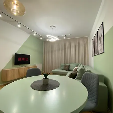 Primo * Τίρανα