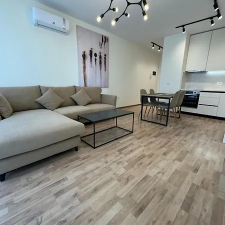 Primo * Τίρανα